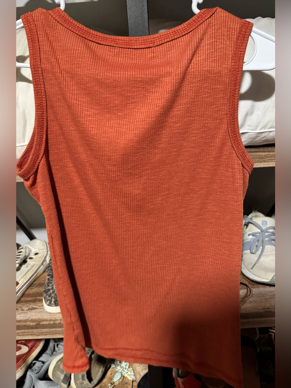 Amazon Rust Ribbed Henley Tank Top - Picture 2 of 3